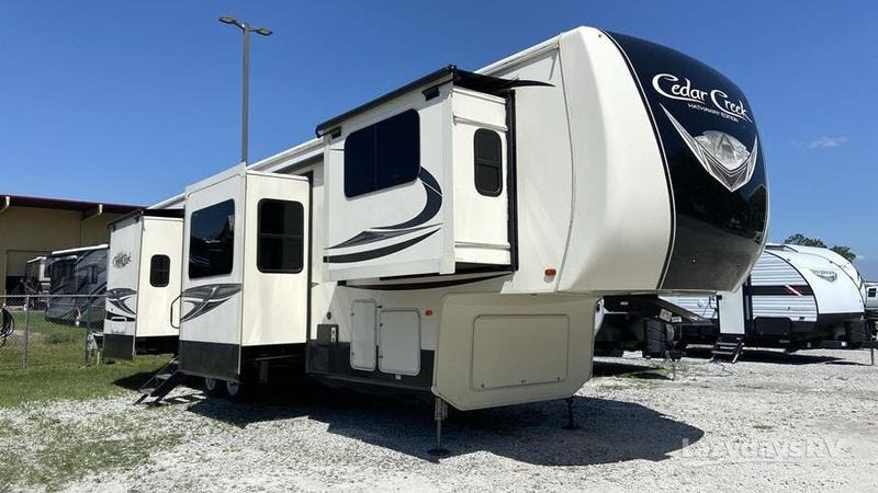 2019 Forest River Cedar Creek Hathaway 38flx for Sale