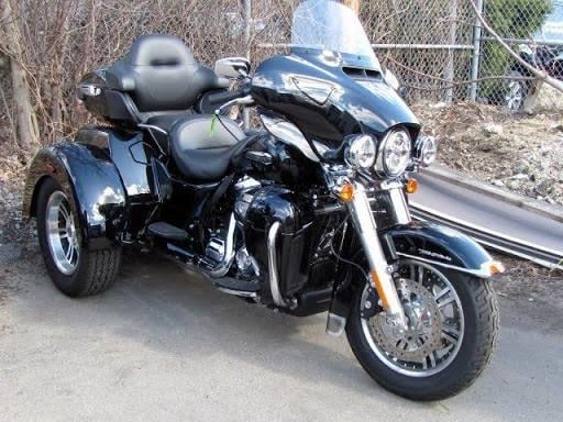 2019 Harley-Davidson Trike Tri Glide Ultra Classic FLHTCUTG ULTRA CLASSIC for Sale
</span>