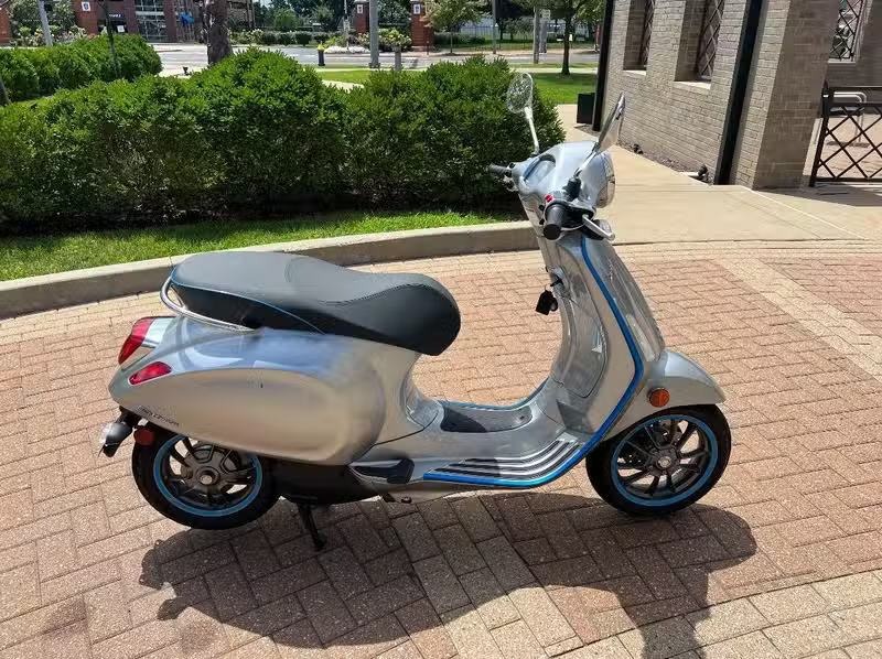 2020 Vespa Elettrica 30 MPH for Sale