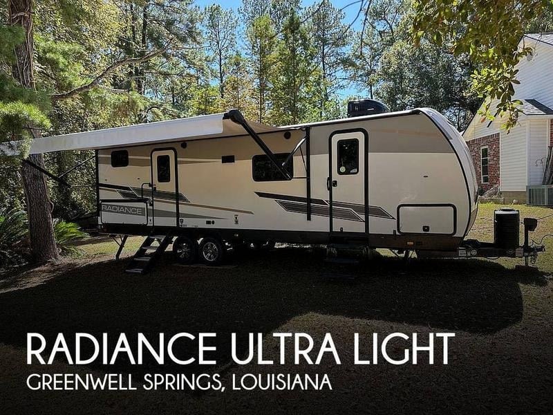 2021 Cruiser RV Radiance Ultra Light 28BH for Sale