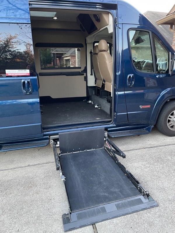 2021 Ram 2500 2500 HIGH used handicap wheelchair van for Sale
</span>