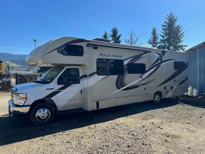 2021 Thor Motor Coach Four Winds 30D 32ft for Sale