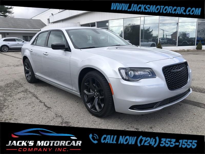 2022 Chrysler 300 Touring SEDAN 4-DR for Sale