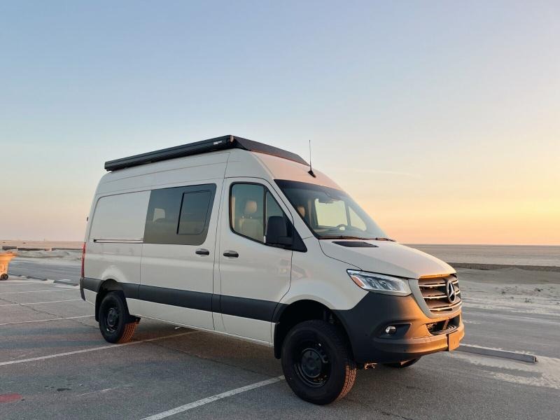 2022 Mercedes-Benz Sprinter 2022 Camper Van - 4x4 for Sale
</span>