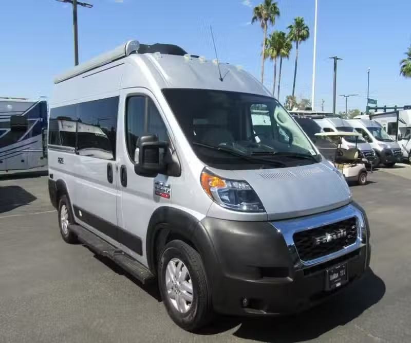 2022 Thor Motor Coach Rize 18M for Sale