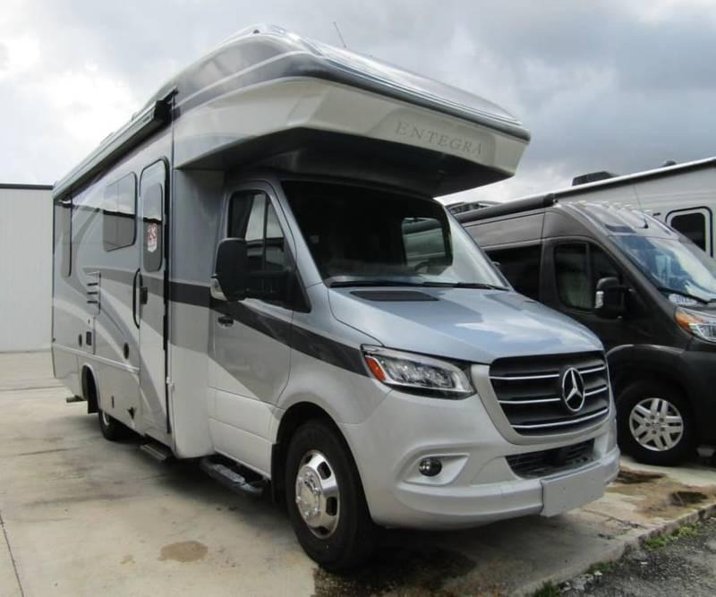 2023 Entegra Entegra QWEST 24L 25ft for Sale