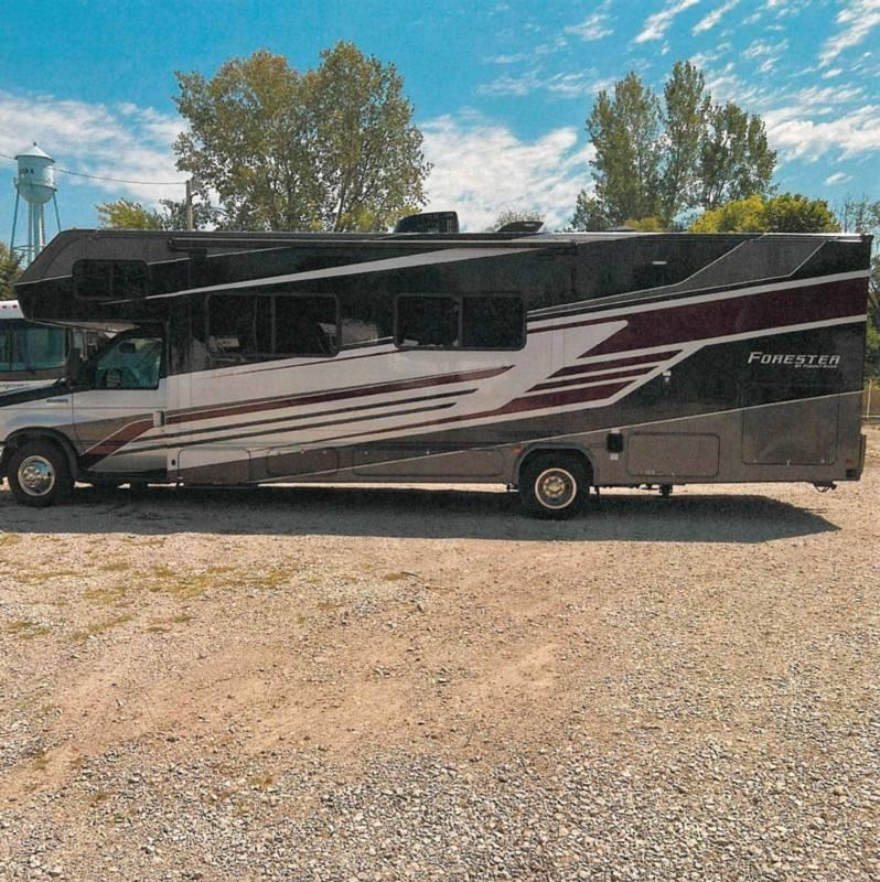 2023 Forest River Forest River Forester Classic 3011DS 32ft for Sale