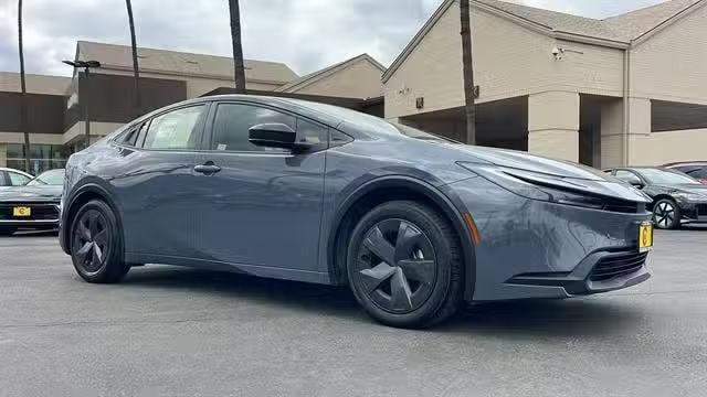2023 Toyota Prius LE for Sale