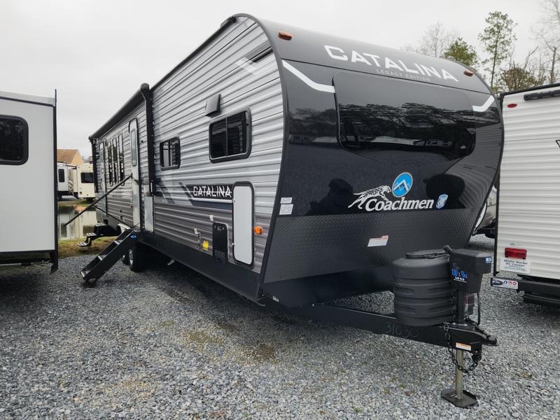 2024 Coachmen Catalina Legacy Edition 333FKTS for Sale