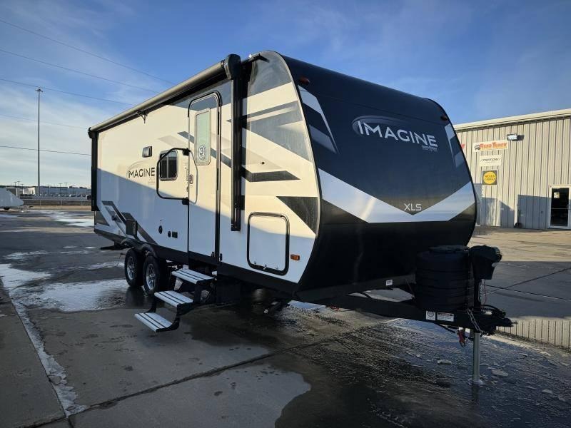 2024 Grand Design Imagine XLS 22BHE 25ft for Sale