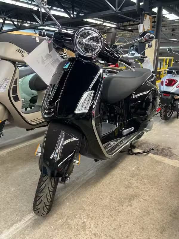 2024 Vespa GTS Super 300 for Sale