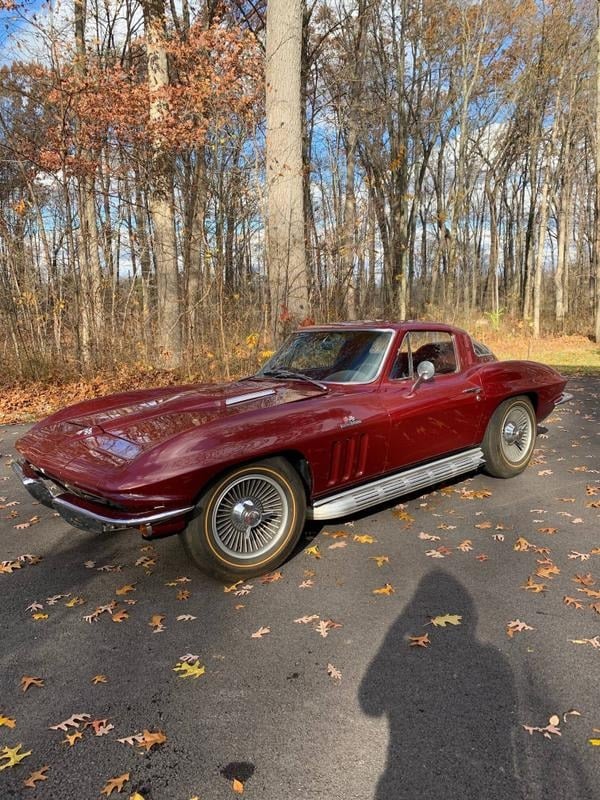 Big-Block-Powered 1965 Chevrolet Corvette Sting Ray Sport Coupe for Sale
</span>