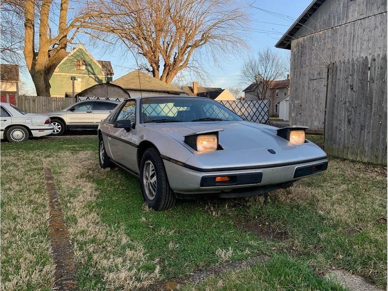 Classic For Sale: 1988 Pontiac Fiero 2dr Coupe for Sale by Owner
</span>