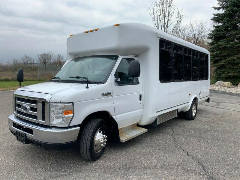 Ford E450 Church Shuttle Bus Van, 18 Passenger for Sale
</span>