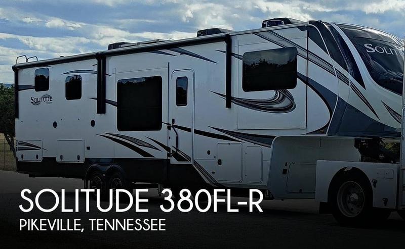 Grand Design Solitude 380FL-R Fifth Wheel 2022 for Sale