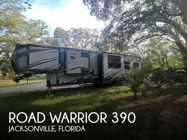 Heartland Road Warrior 390 Fifth Wheel 2015 for Sale