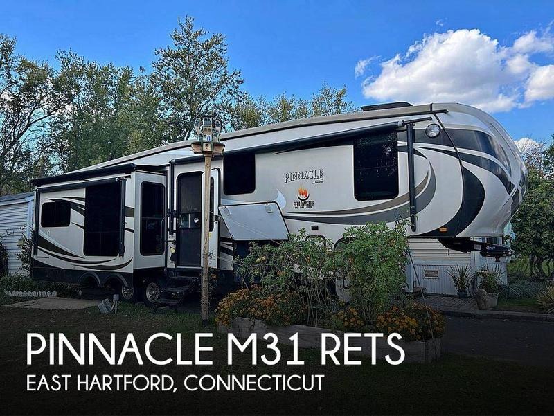 Jayco Pinnacle M31 RETS Fifth Wheel 2015 for Sale