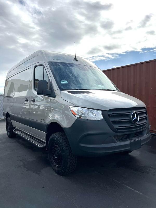 Luxury STEALTH Adventure Camper Van - Mercedes Sprinter 4x4 for Sale
</span>