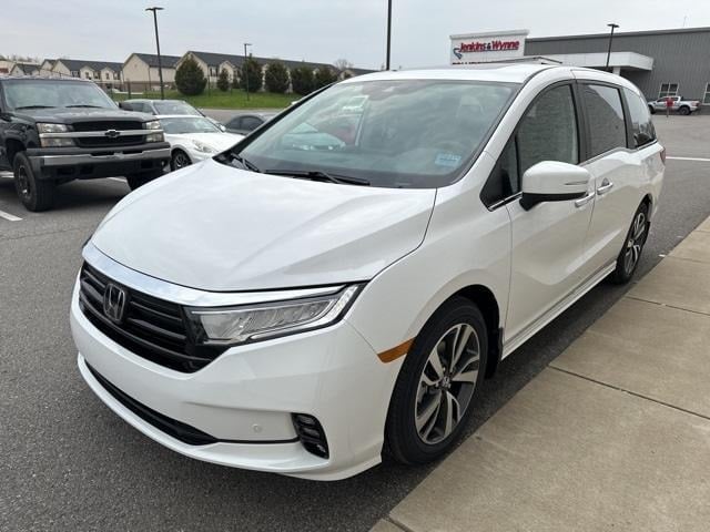 new 2024 Honda Odyssey Touring 4D Passenger Van for Sale