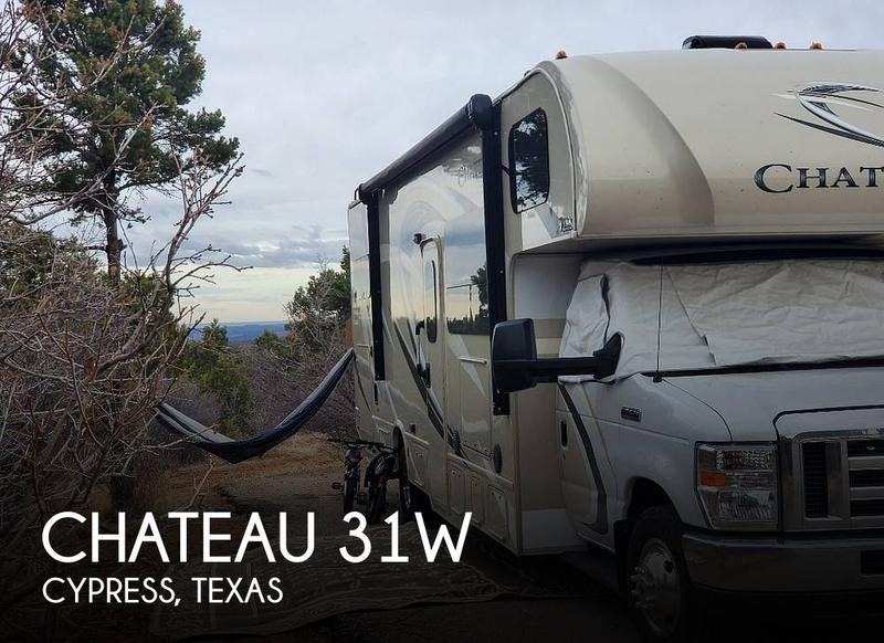 Thor Motor Coach Chateau 31W Class C 2017 for Sale