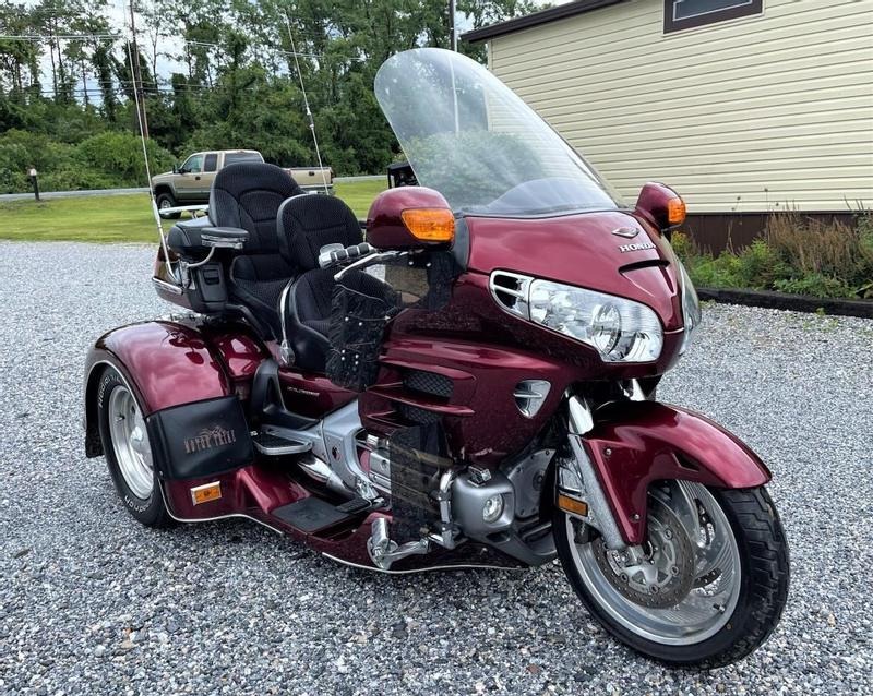 Used 2005 HONDA GOLDWING TRIKE For Sale
</span>